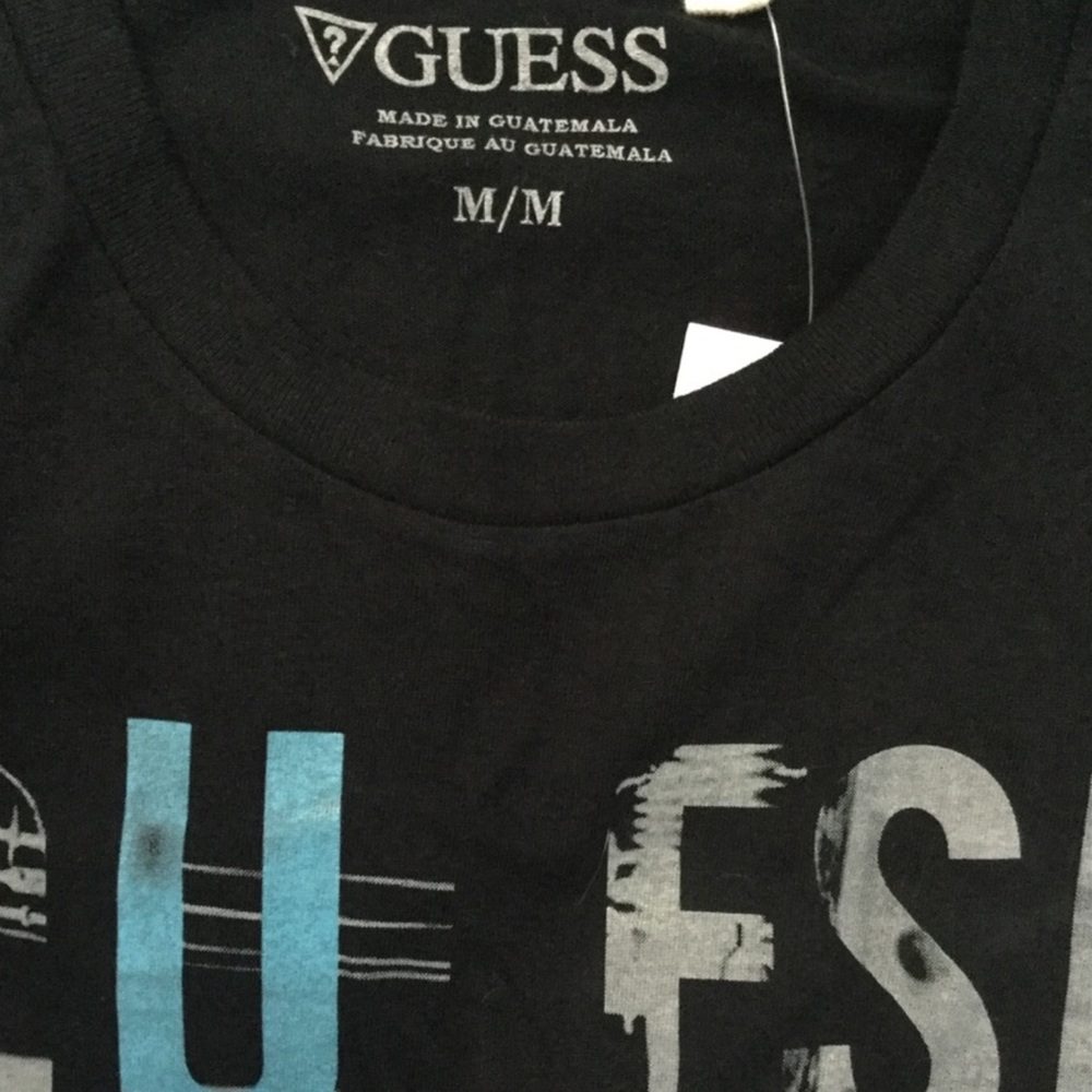 Guess Logo Tee - Picture 5 of 6